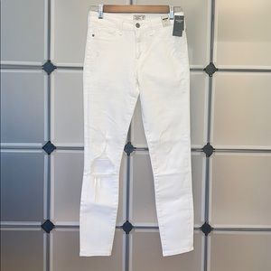 Abercrombie & Fitch Harper Low Rise Ankle Jeans